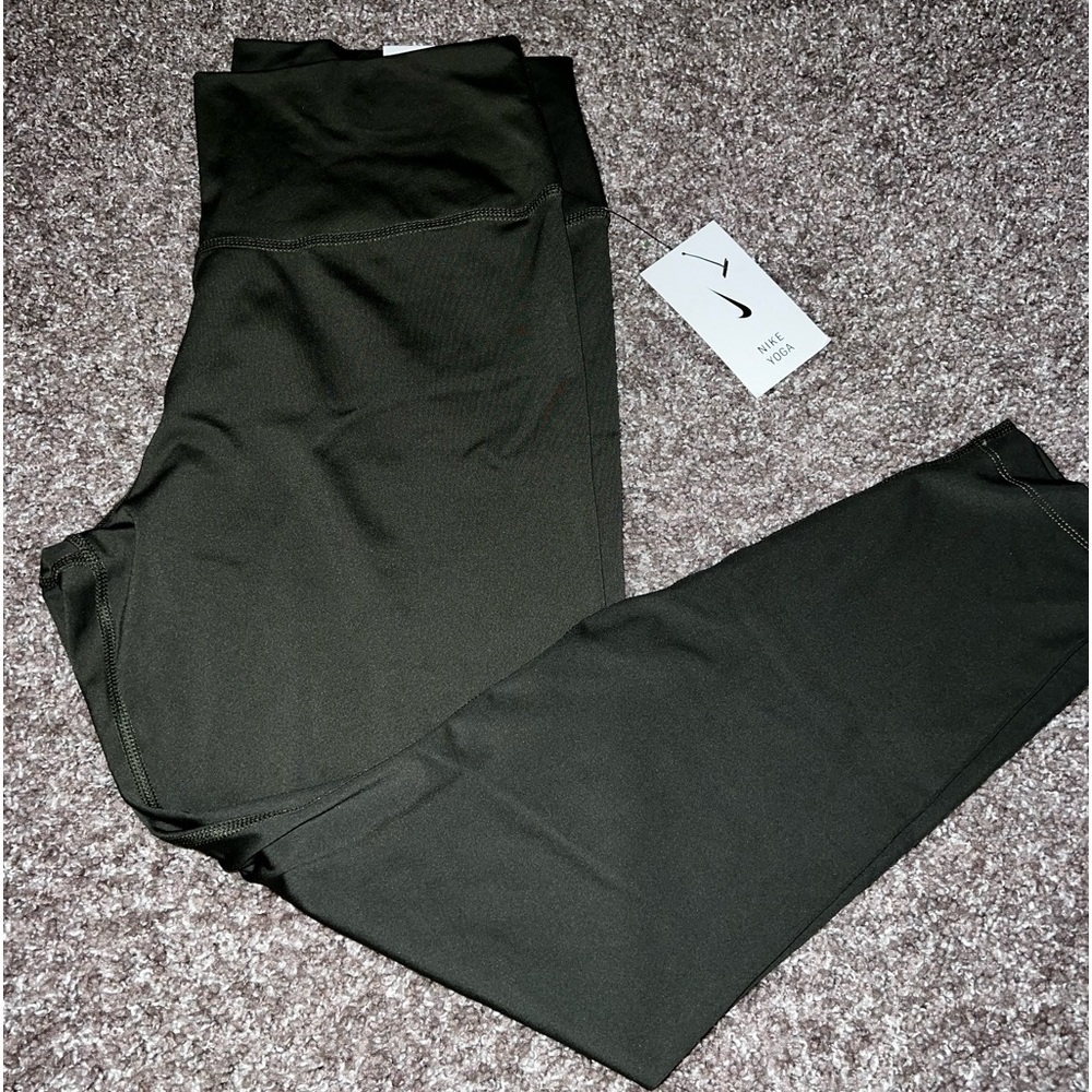 Camo Green Nike Leggings